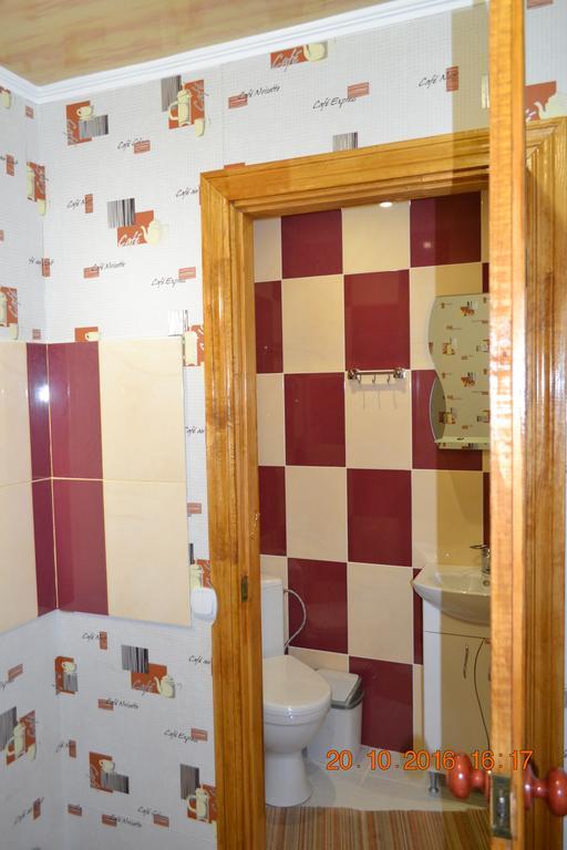 5 Apartment *