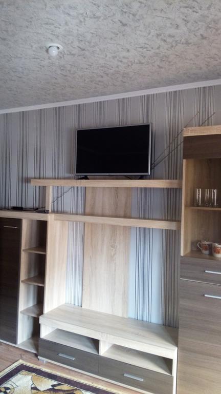 Apartment 5